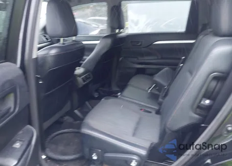 2016 Toyota Highlander Le Plus V6 из США, поврежденный, VIN 5TDBKRFH9GS280061